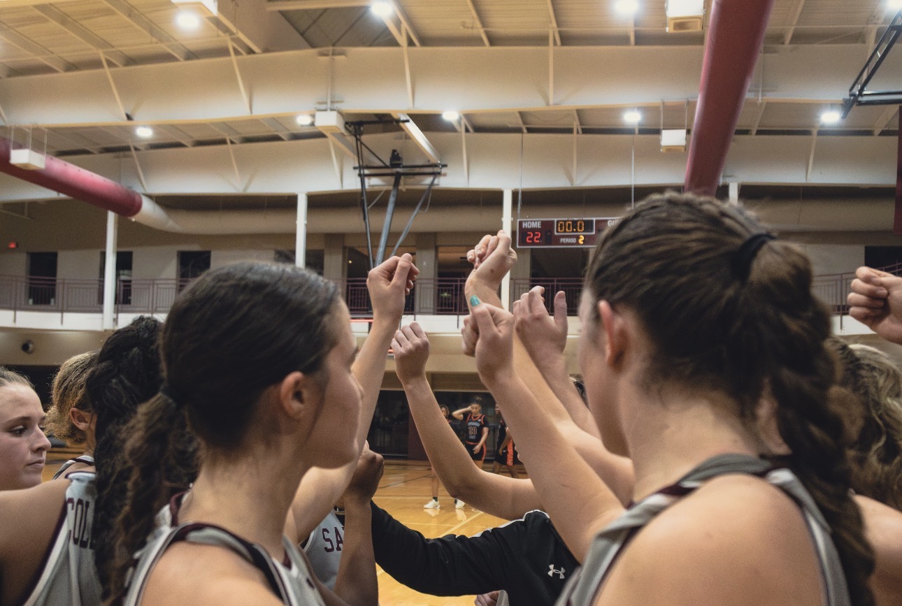 Saints Rally Late to Secure Road Win at Indiana Northwest